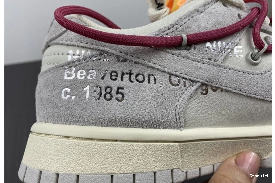 Lot DJ0950-114 35 Dunk Nike O-W Low 1107